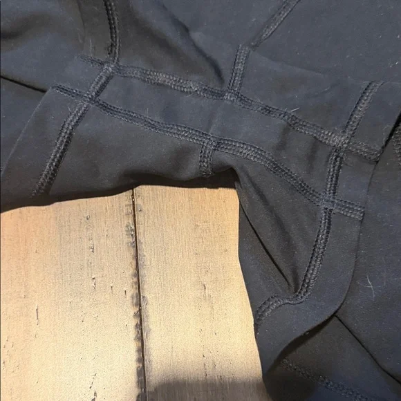 Nike Black Women's Pro Compression Bike Shorts with White Swoosh XS - Picture 4 of 7